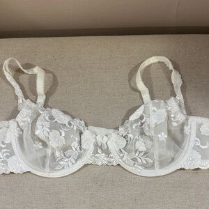 Vintage Felina White Lace Bra